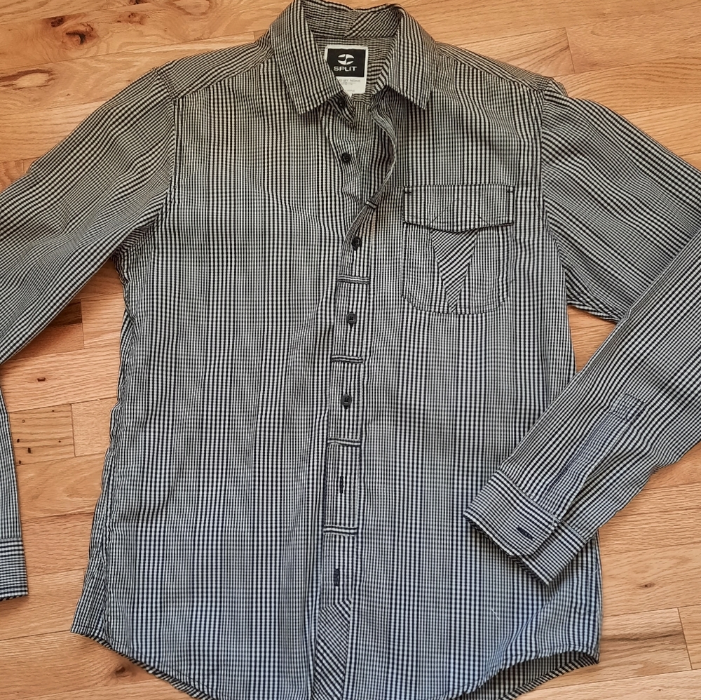 NWOT New long-sleeve shirt
